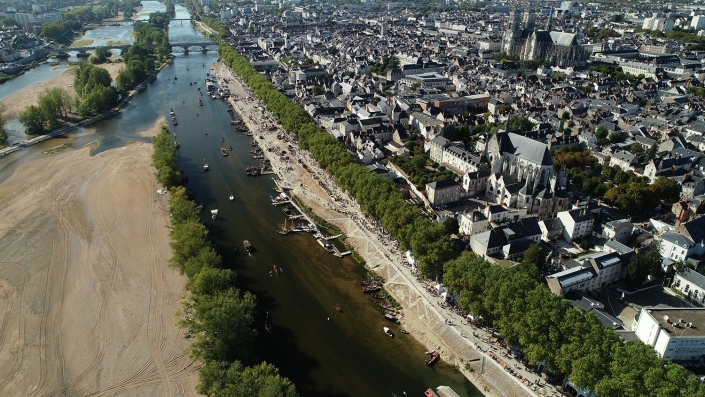 Image extraite d'un dronelapse réalisé au Festival de Loire d'Orléans 2019 pour un film de communication