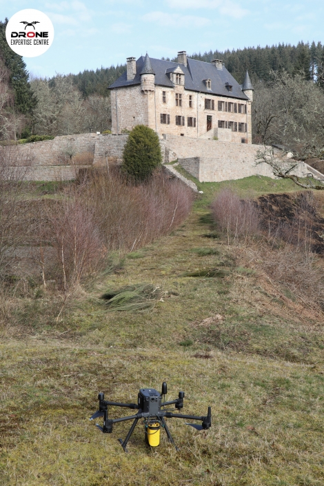 Captation LIDAR avec un drone sur un site densément boisée et particulièrement accidenté