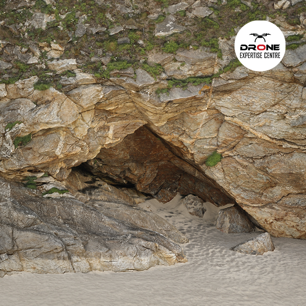 Modélisation 3D par drone d’un relief rocheux utilisée pour l’étude de terrain et des volumes