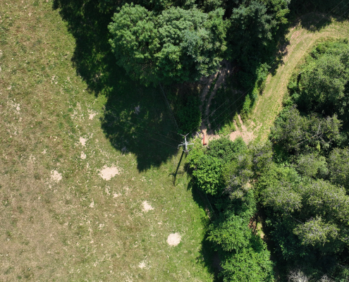 Mission drone LiDAR en Lorraine avec relevé topographique d'une zone boisée Mission drone LiDAR en Lorraine pour la cartographie d'un corridor végétalisé et de ses reliefs