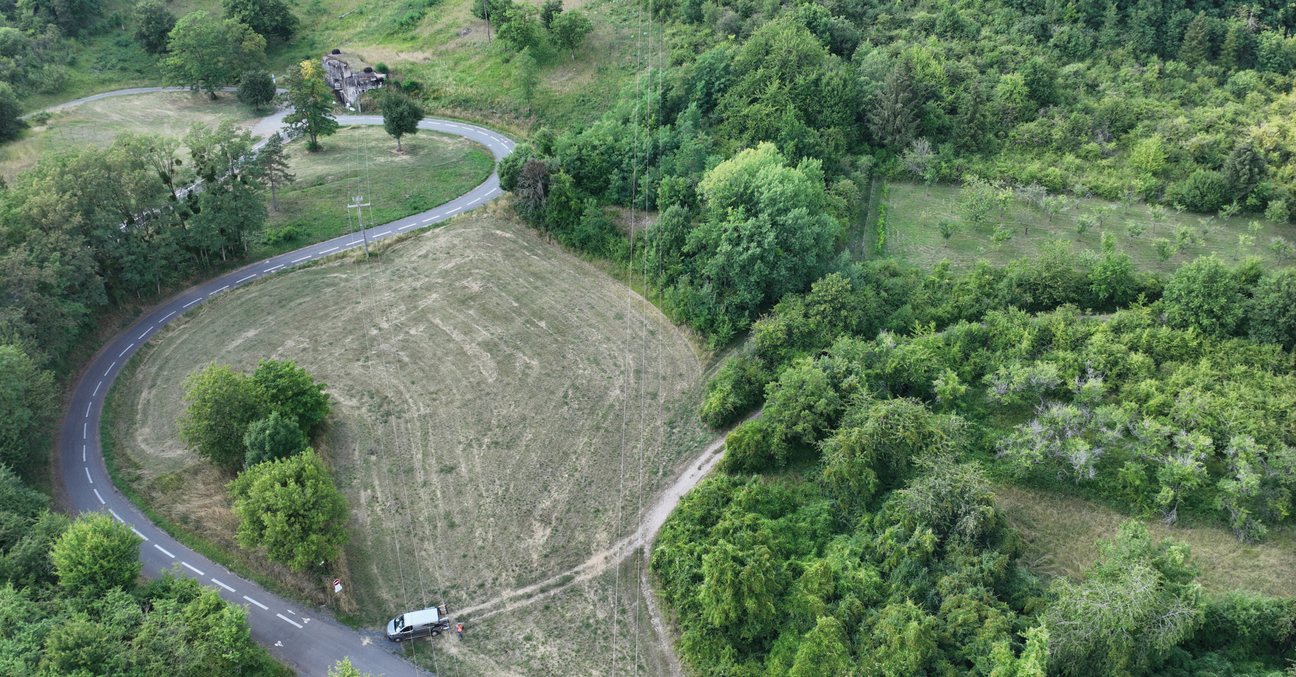Numérisation HTA et BT par LiDAR drone en Lorraine dans un secteur rural complexe Numérisation HTA et BT par LiDAR drone en Lorraine pour le suivi d'infrastructures et servitudes